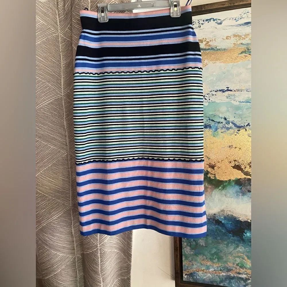 Marni Uniqlo multicolored skirt
in stripes size small - Picture 2 of 11